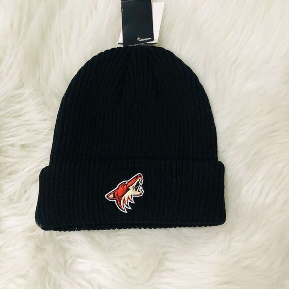 Arizona Coyotes Adidas Men's Primary Logo Cuffed Knit Hat Black One Size NWT - Picture 4 of 6